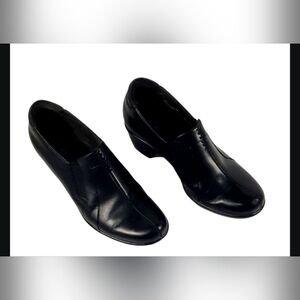 Clarks Bendables Ingalls Loch Bootie Womens Black Leather Heel Shoes Sz 6.5M